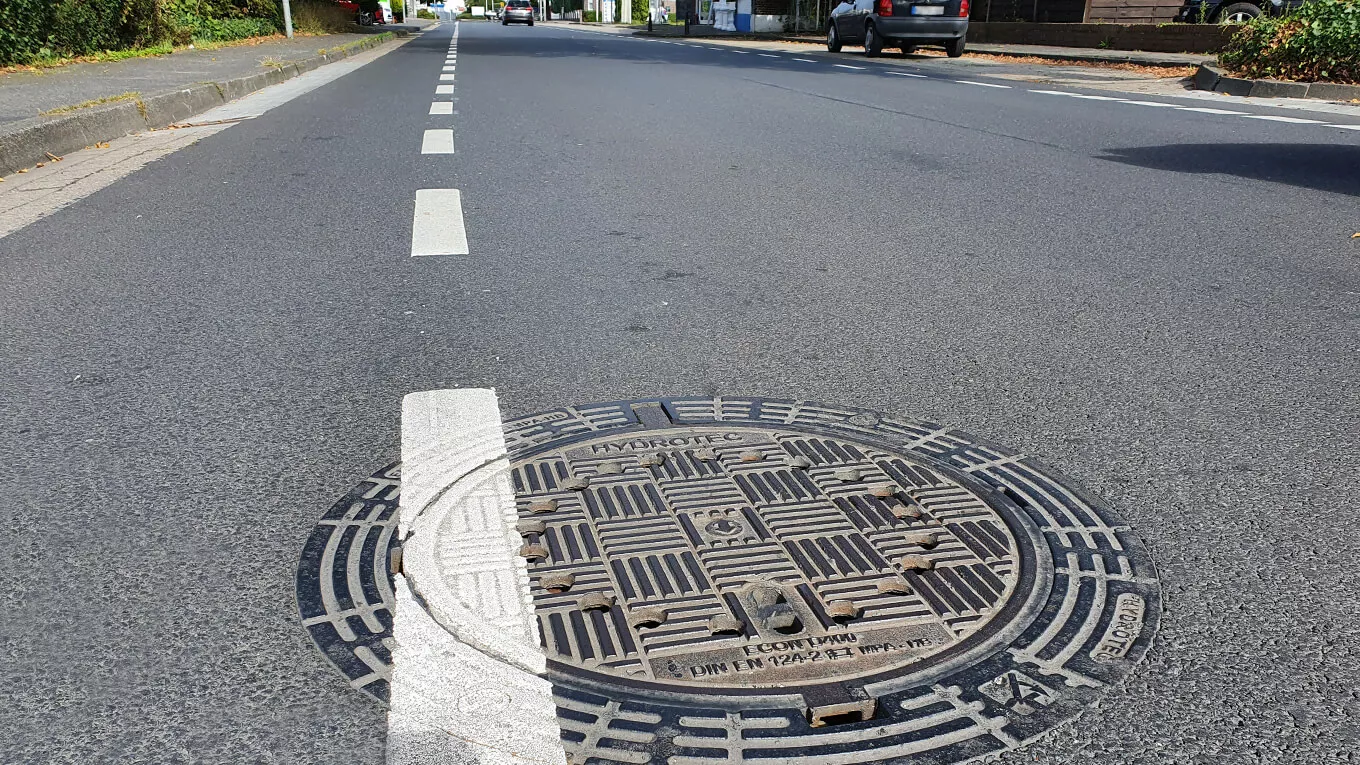 hydrotec-schachtabdeckung-econpur-straelen-strasse-01-83bd84e3